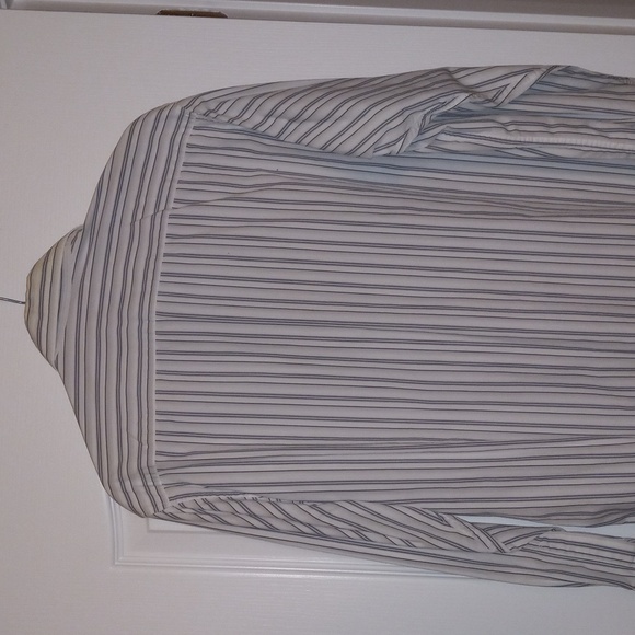 Concepts by Claiborne Black Pinstripe Long Sleeve Shirt (Size: L) - Picture 3 of 5